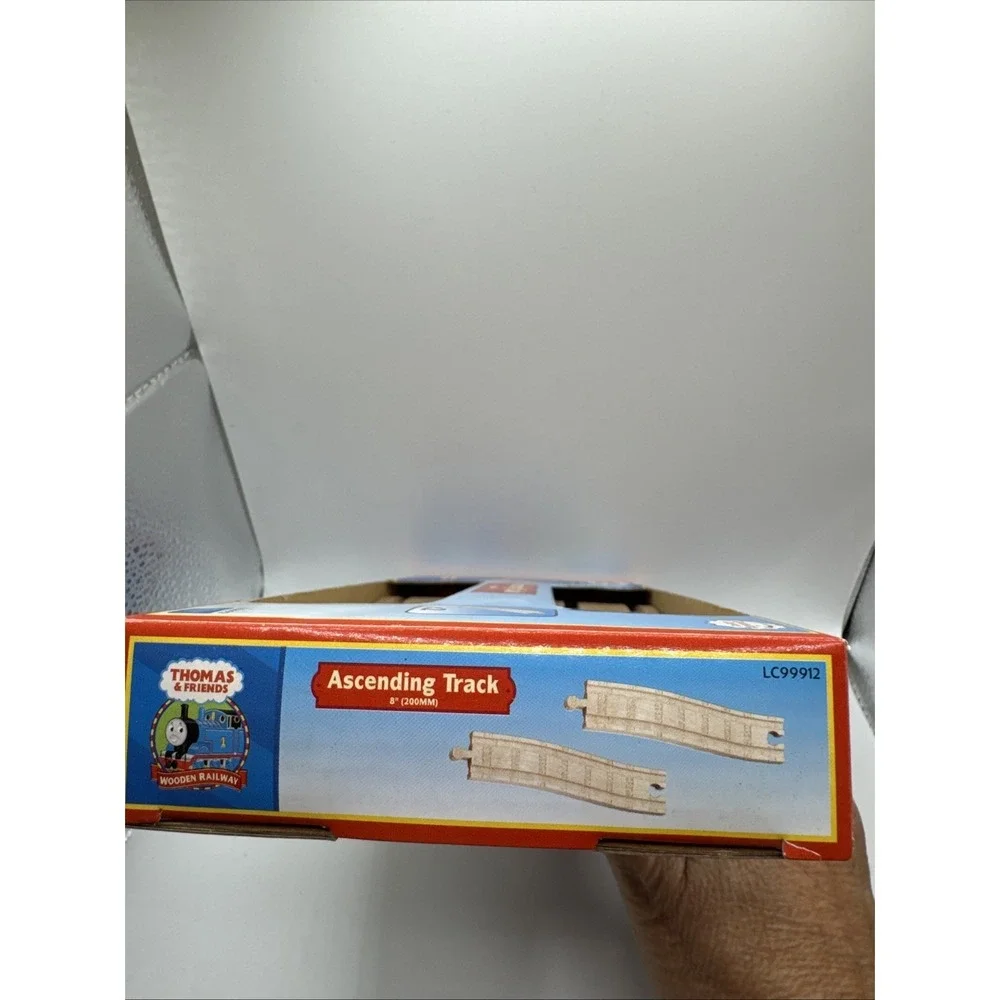 Thomas The Tank & Friends Wooden Railway Train 8